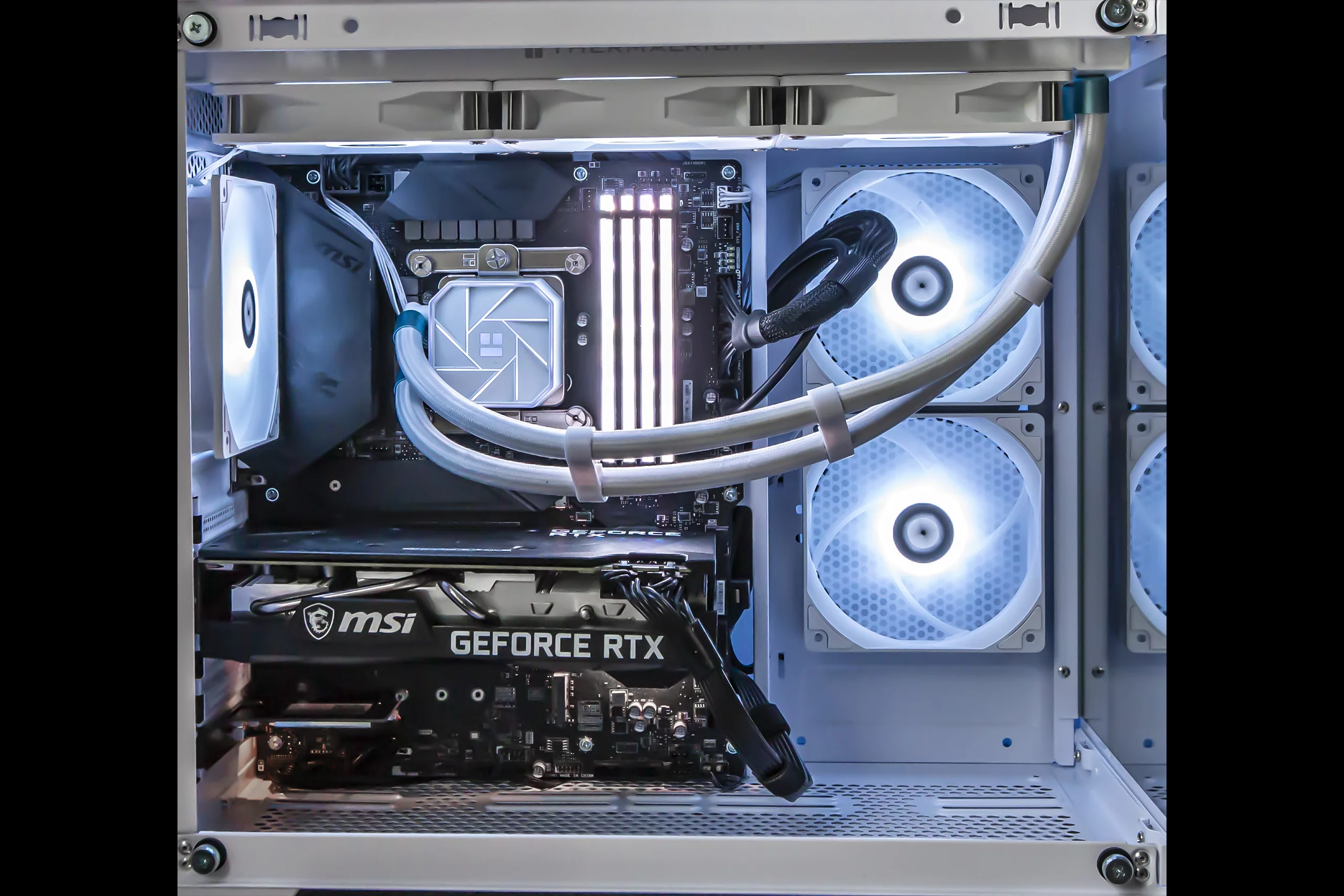 PC Gamer GTHINKS Lyon — I5 10400F | RTX 3060 Ti 8Go | 32Go DDR4 — photo 2