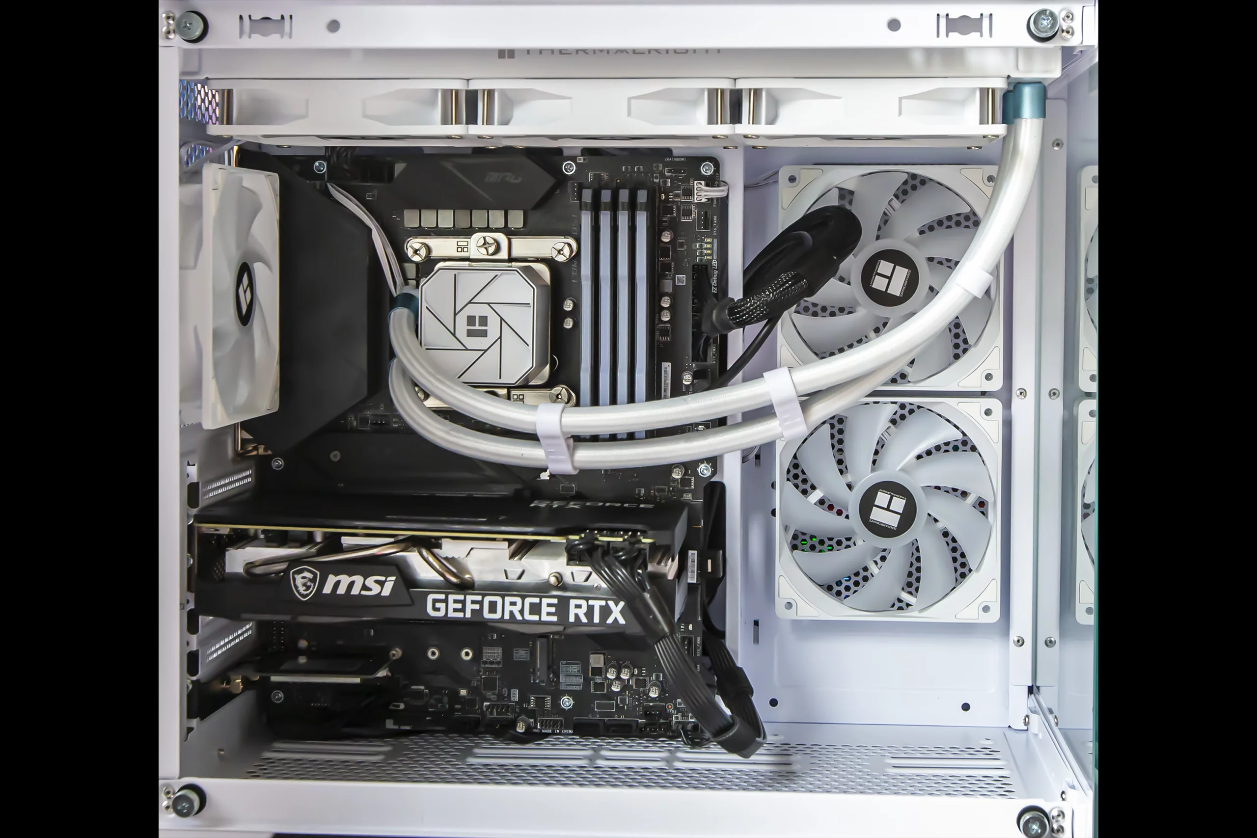 PC Gamer GTHINKS Lyon — I5 10400F | RTX 3060 Ti 8Go | 32Go DDR4 — photo 8
