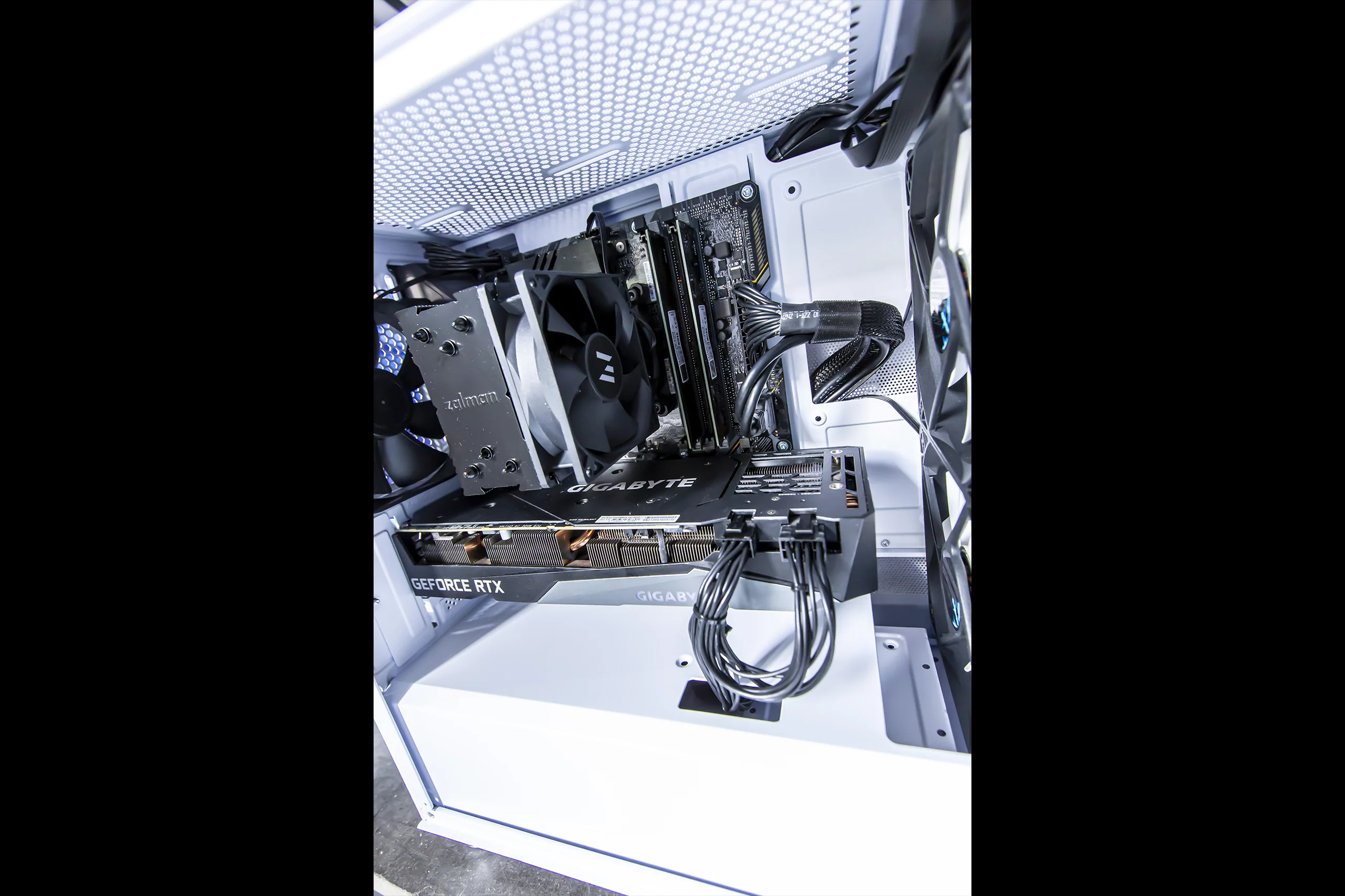 I5 10600K | RTX 3070 Ti 8Go | 32Go DDR4 — photo 3