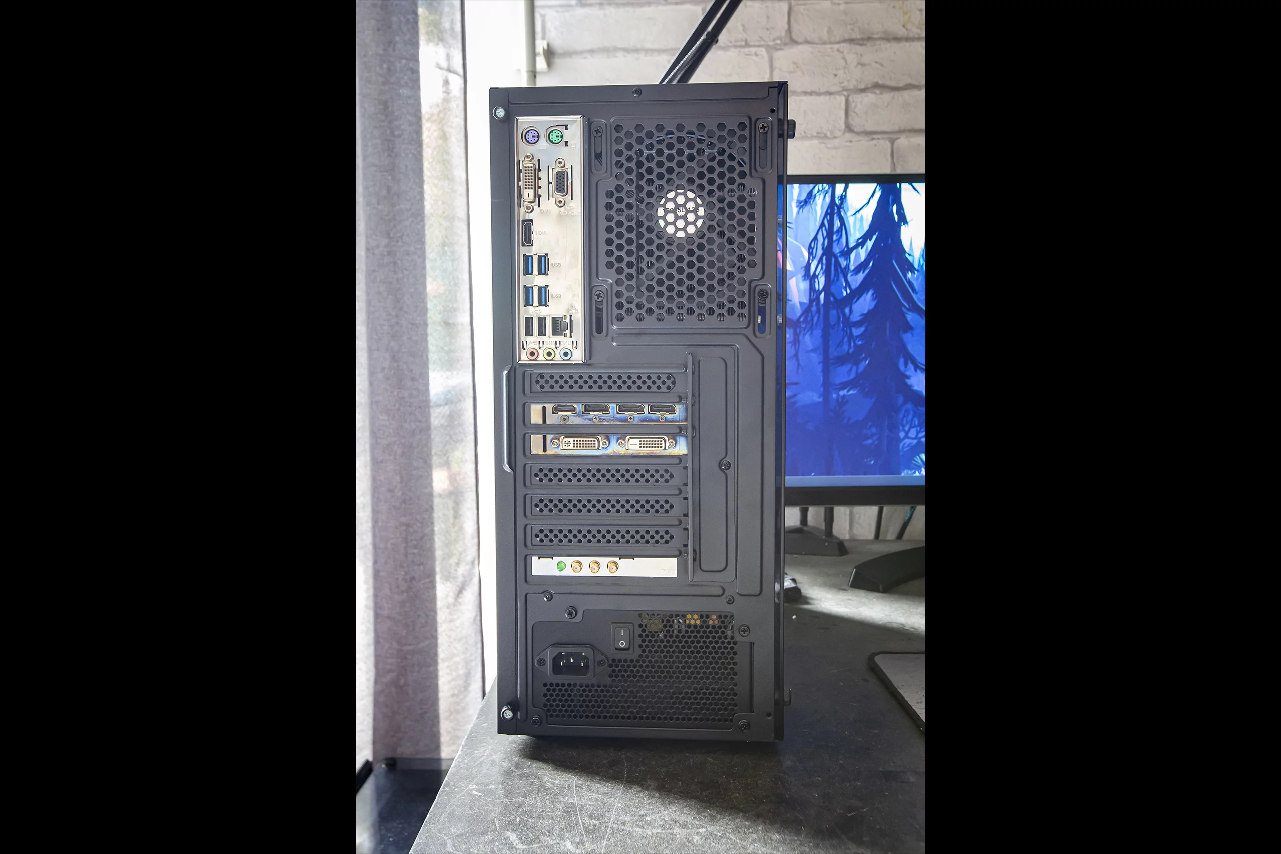 PC Gamer GTHINKS Lyon — I5 4690K | GTX 970 4Go | 16Go DDR4 — photo 6