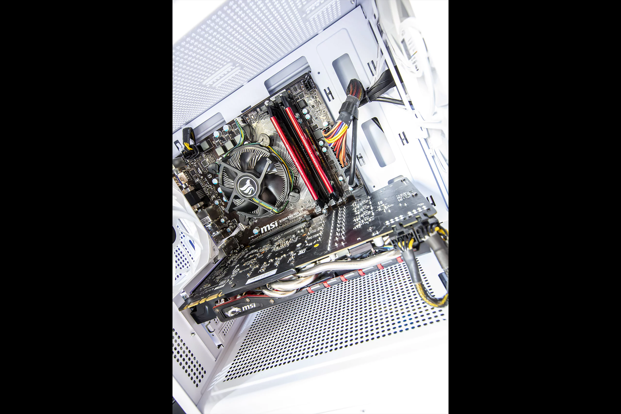 PC Gamer GTHINKS Lyon — I5 6500 | GTX 980 4Go | 16Go DDR3 — photo 3