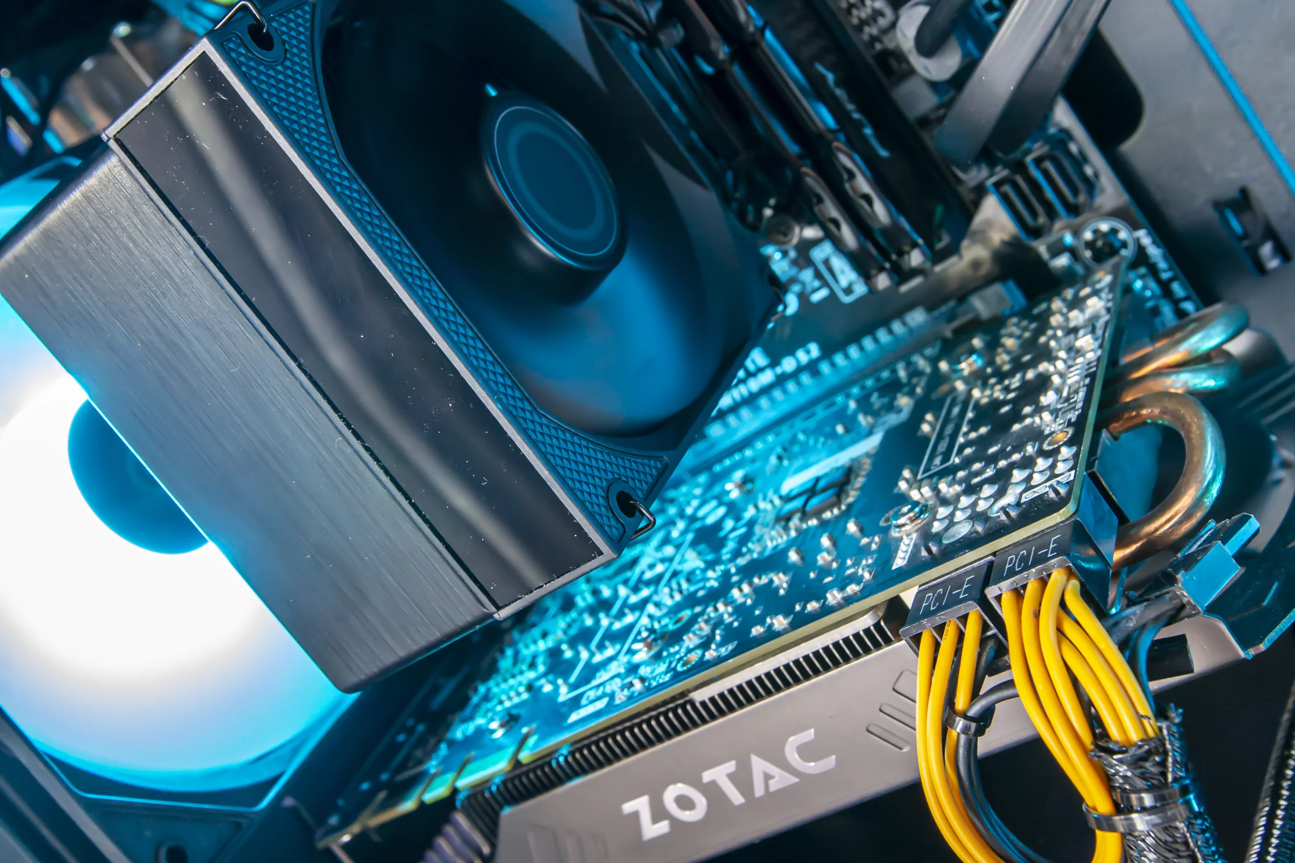 PC Gamer GTHINKS Lyon — I5 6600K | GTX 970 4Go | 16Go DDR4 — photo 6