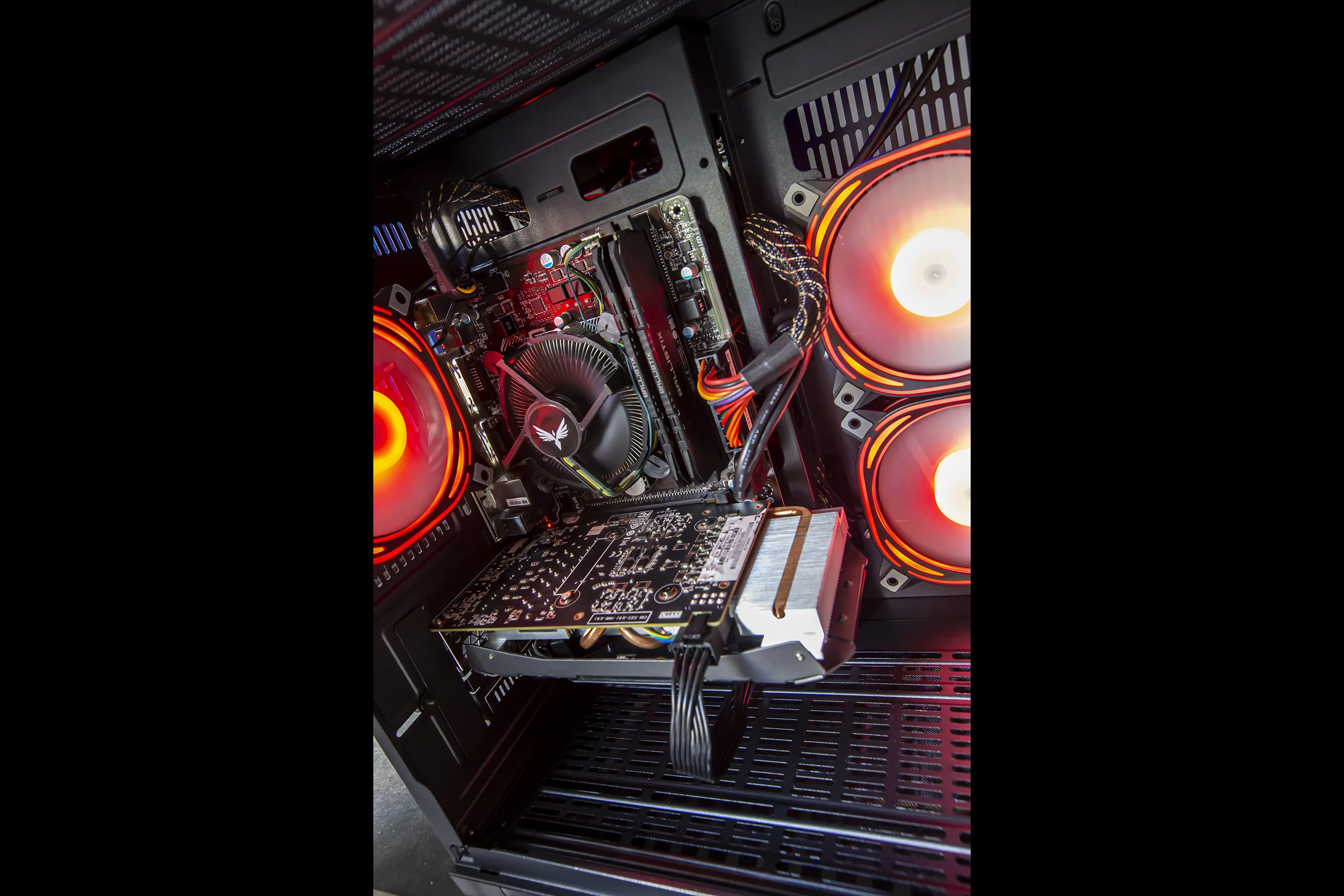 PC Gamer GTHINKS Lyon — I5 7400| GTX 1660 Super 6Go | 16Go DDR4 — photo 3