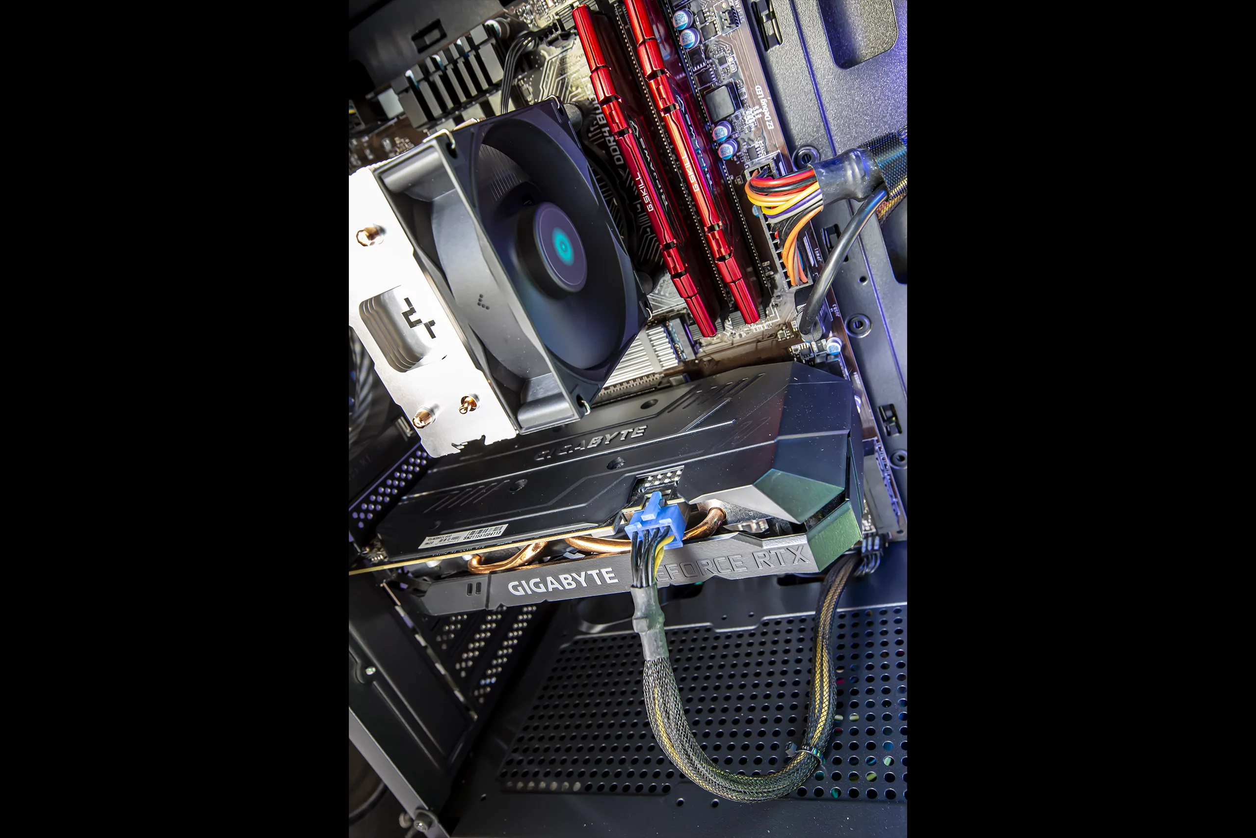 PC Gamer GTHINKS Lyon — I7 6700K | RTX 2060 6Go | 16Go DDR4 — photo 3