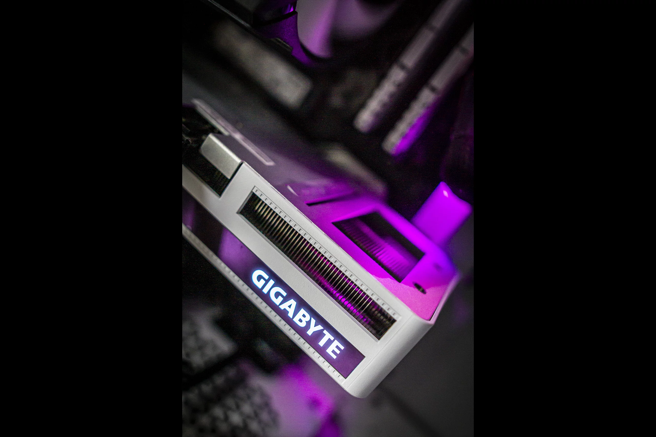 PC Gamer GTHINKS Lyon — I7 8700| RTX 3060 12Go | 16Go DDR4 — photo 4