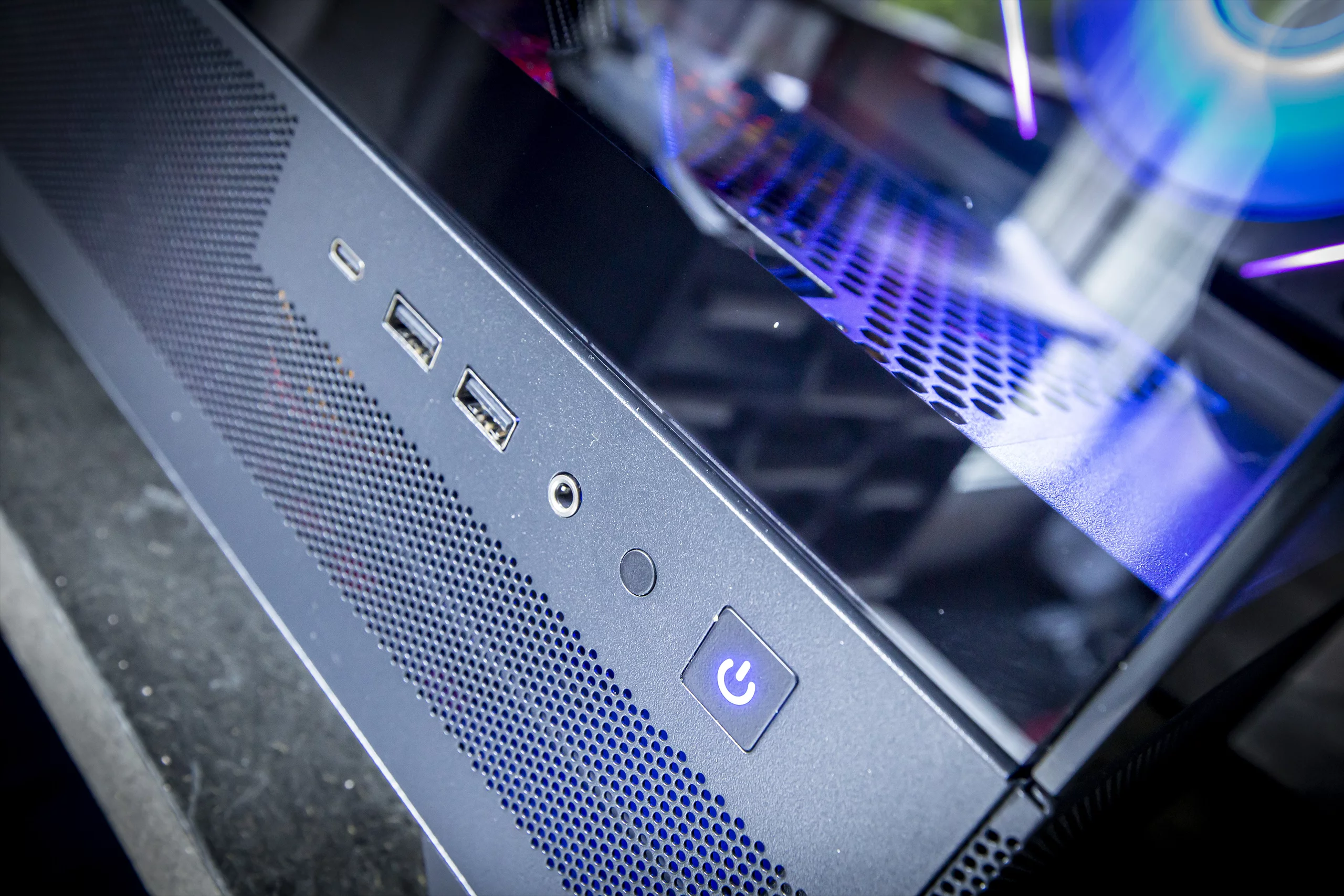 PC Gamer GTHINKS Lyon — i7 9700 | RTX 4060 | 16Go DDR4 — photo 5