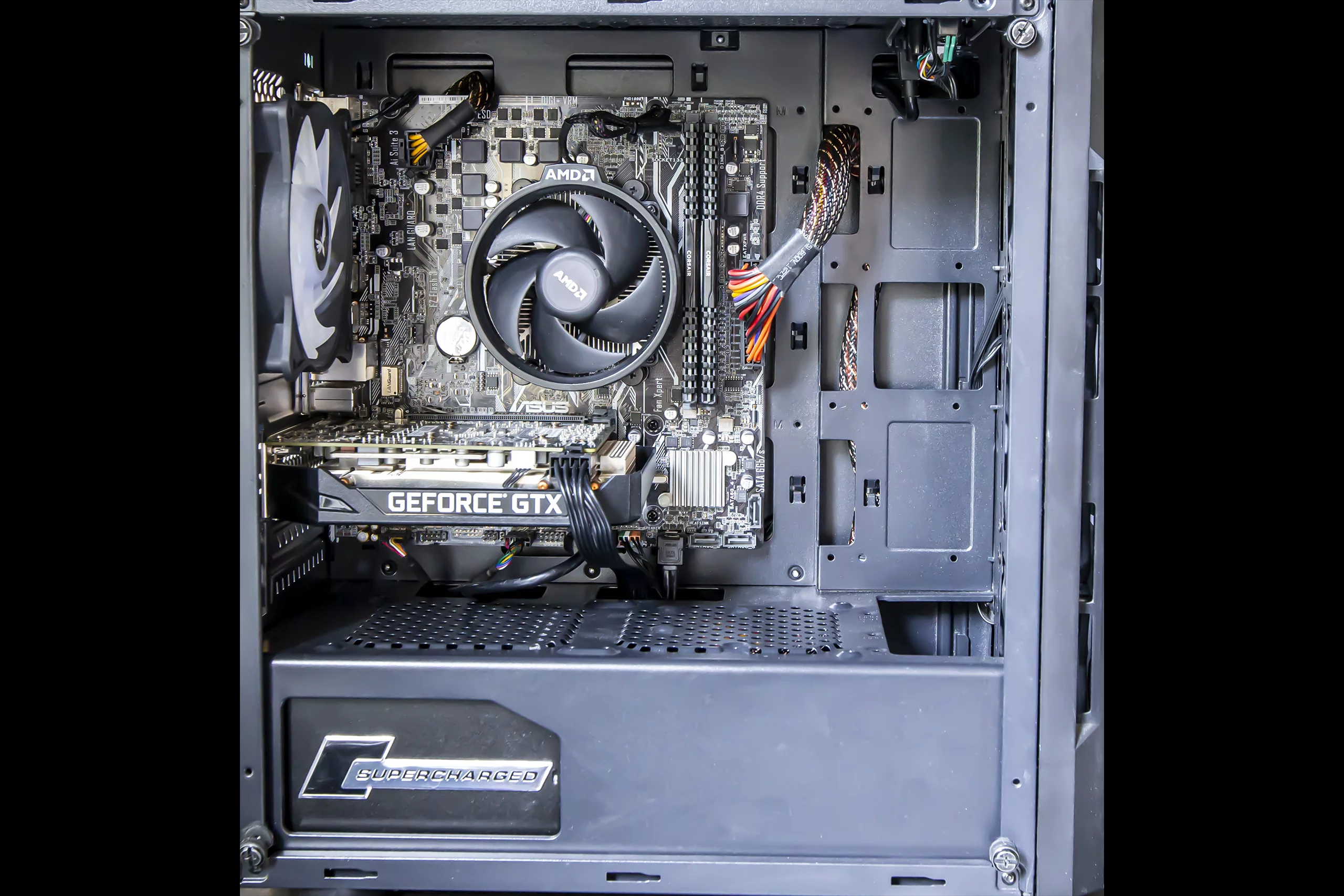 R5 1600X | GTX 1660 Ti 6Go | 16Go DDR4 — photo 2