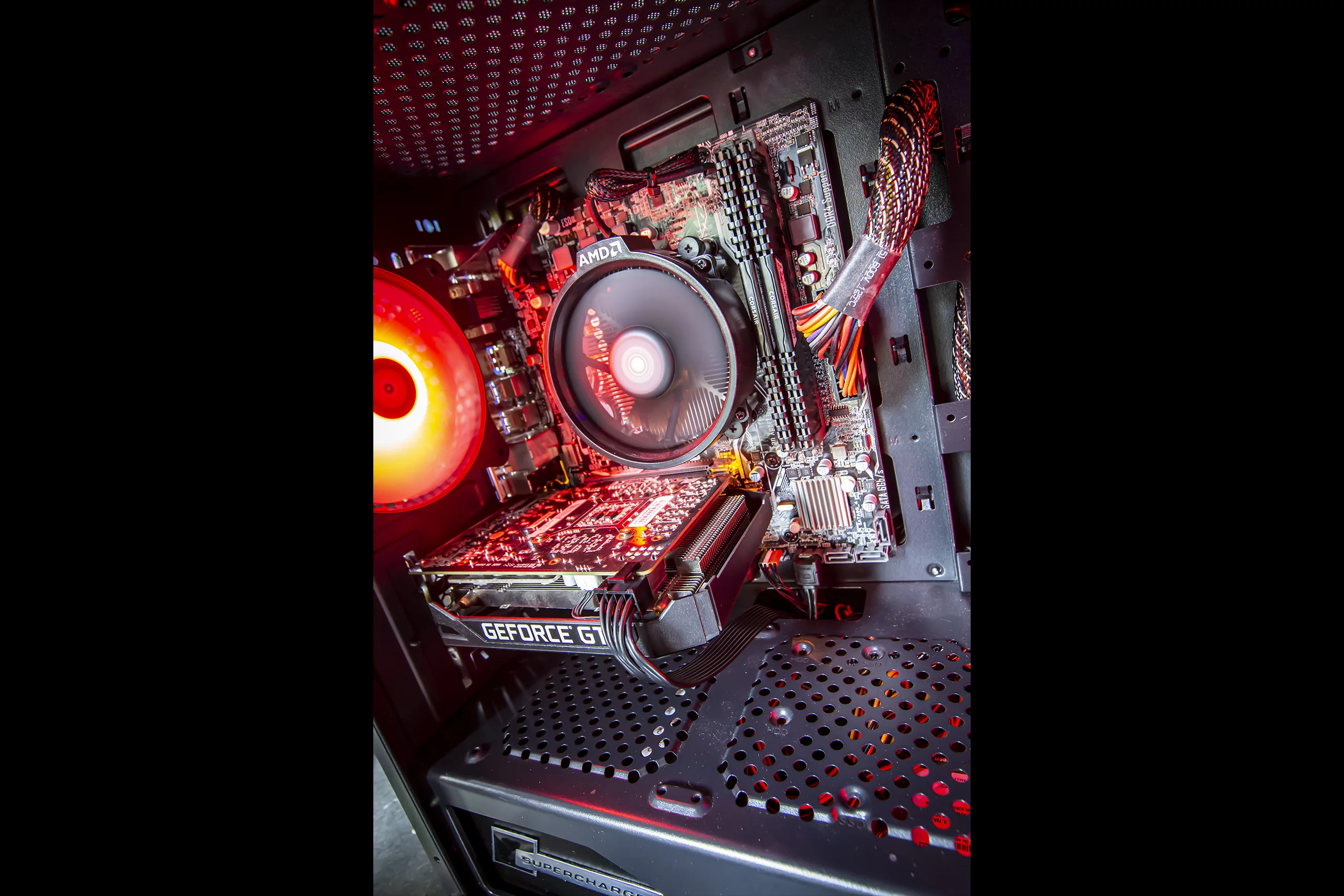 R5 1600X | GTX 1660 Ti 6Go | 16Go DDR4 — photo 3