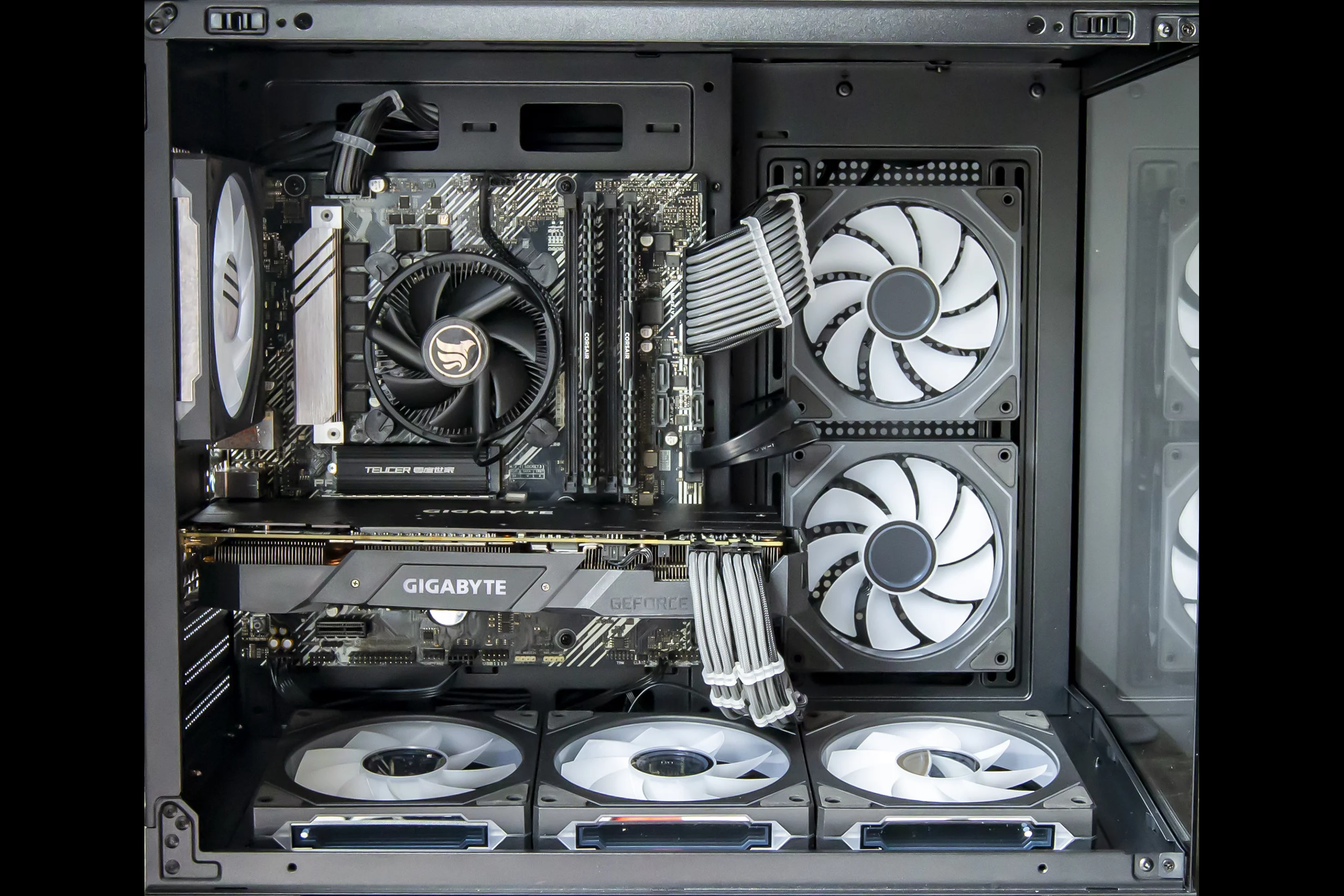 PC Gamer GTHINKS Lyon — I5 10400F | RTX 2070 8Go | 16Go DDR4 — photo 8