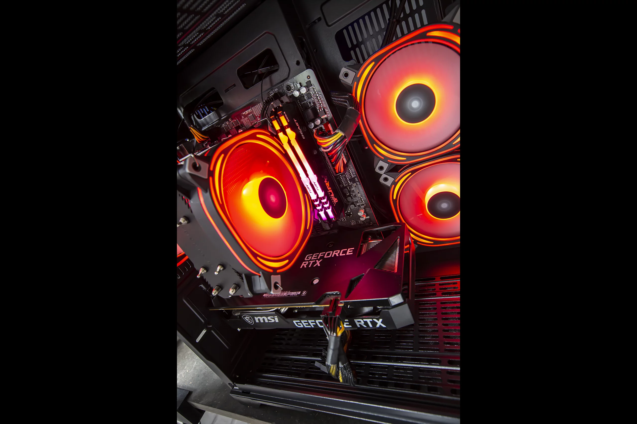 PC Gamer GTHINKS Lyon — R5 5500 | RTX 5050 | 16Go DDR4 — photo 3