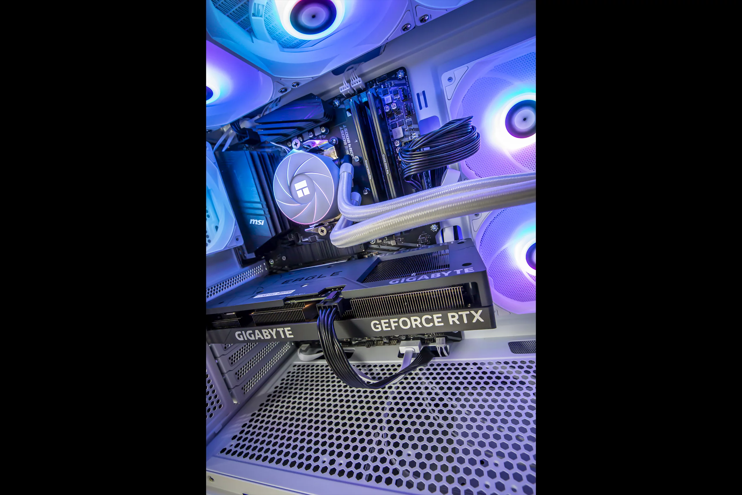 PC GAMER | R5 5600X | RTX 4060 Ti 8Go — photo 3