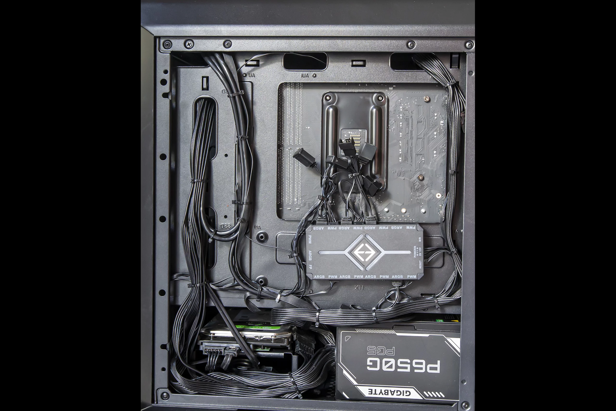PC Gamer GTHINKS Lyon — R7 5700X | RTX 3070 8Go | 16Go DDR4 — photo 4