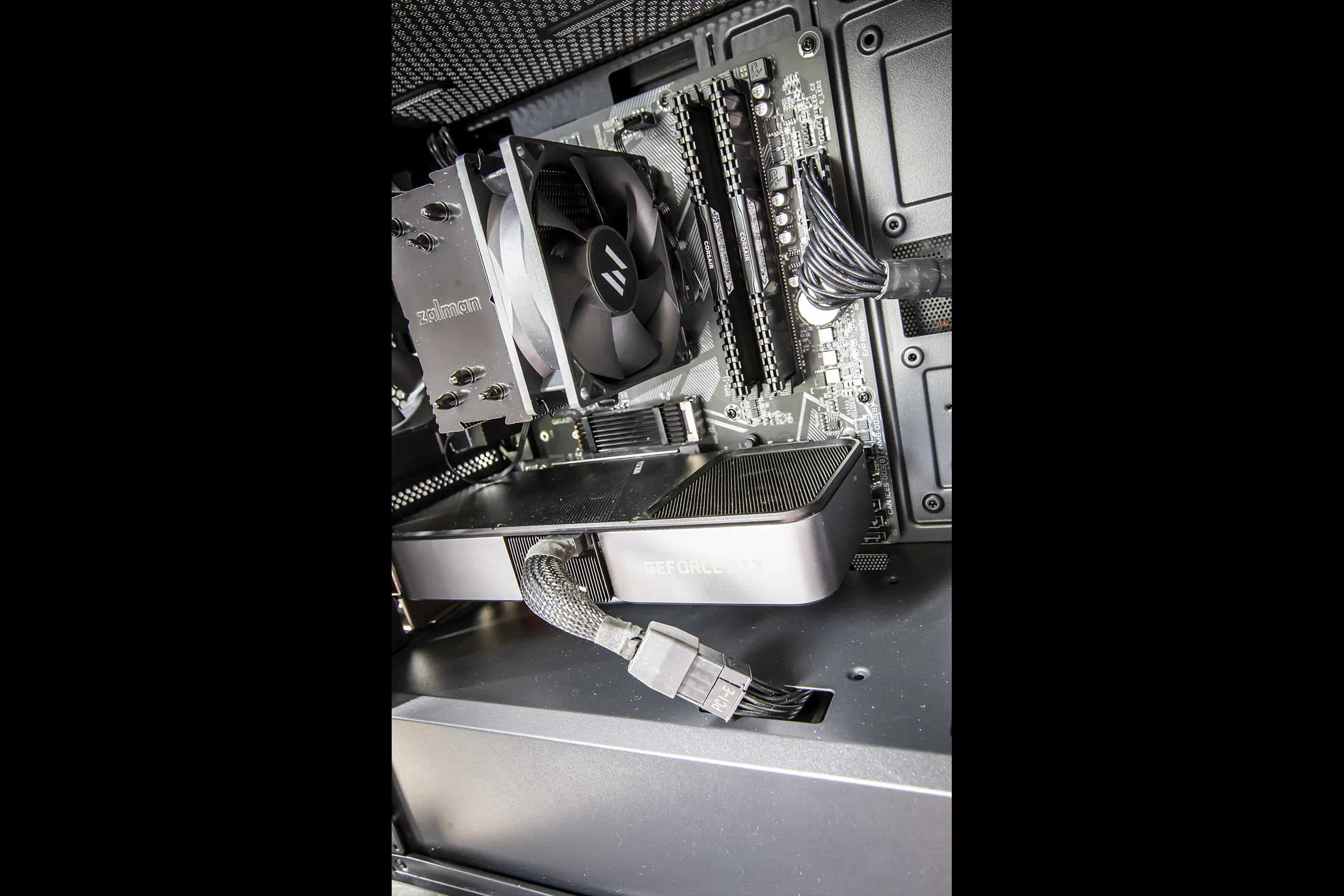 PC Gamer GTHINKS Lyon — R7 5800X | RTX 3070 8Go | 32Go DDR4 — photo 3